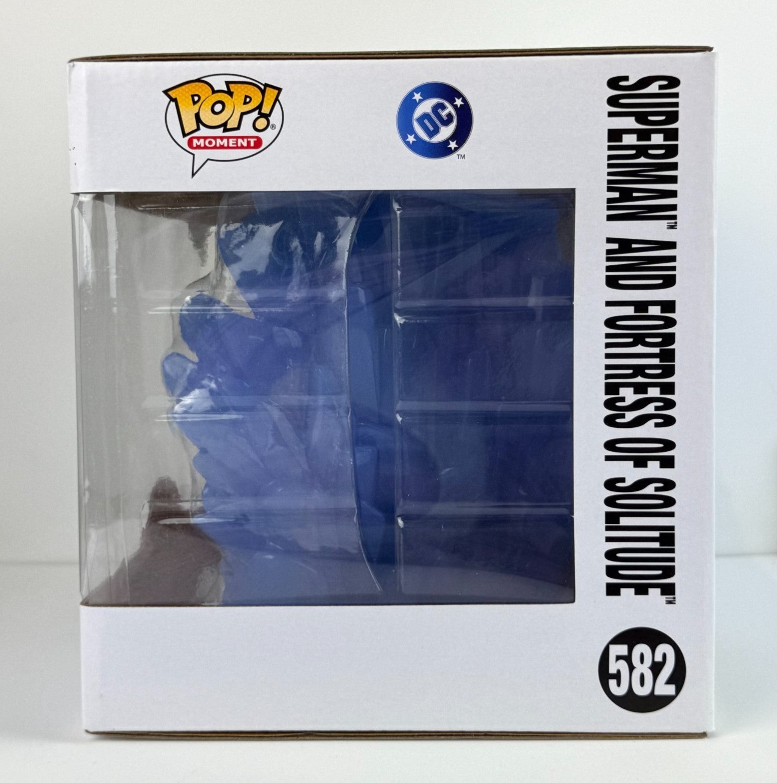 Funko POP Vinyl - Moment - Superman And Fortress Of Solitude - #582