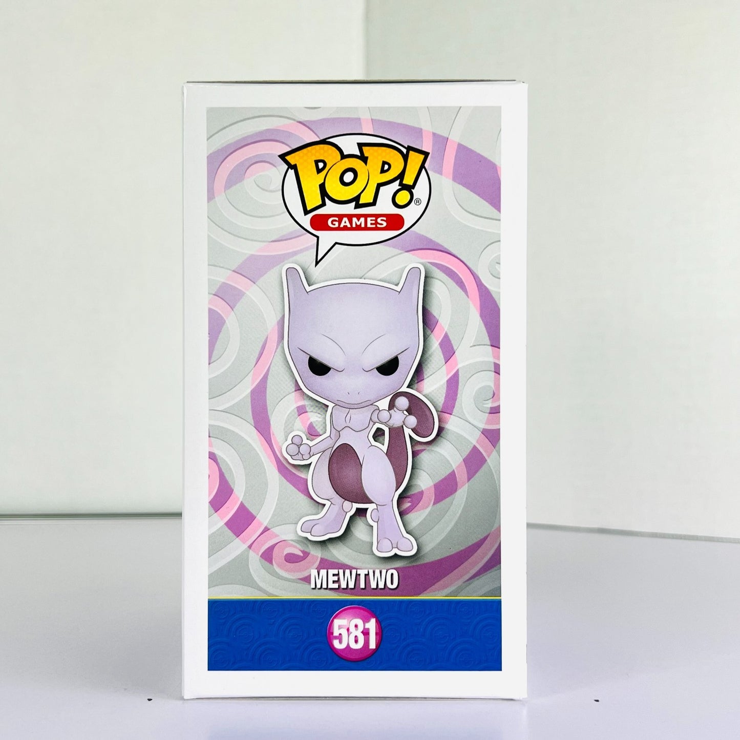 Funko POP Vinyl - Games - Pokemon - Mewtwo #581 Flocked SC 2021
