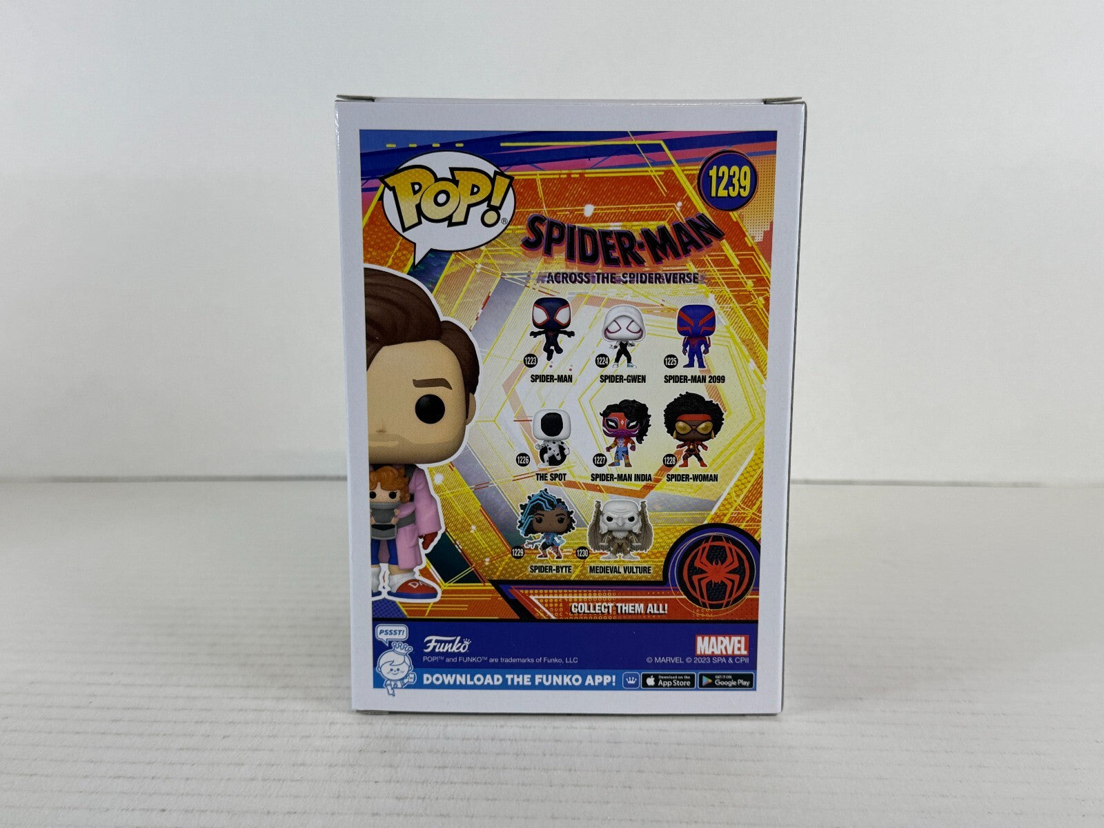 Funko POP Vinyl - Spider-Man - Peter B Parker & Mayday - #1239 Hot Topic [2]