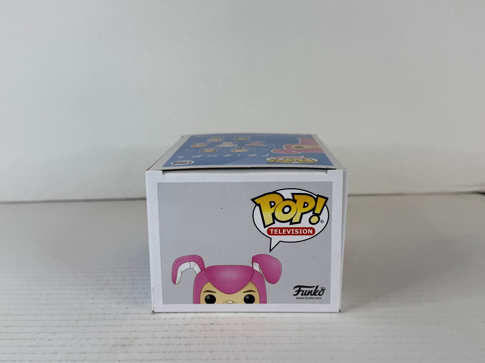 Funko POP Vinyl - Television - Friends - Chandler Bing - #1066 Flocked