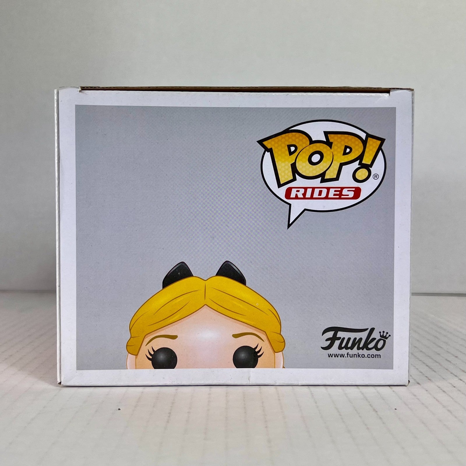 Funko POP Vinyl - Rides - Disney - Alice At The Mad Tea Party - #54