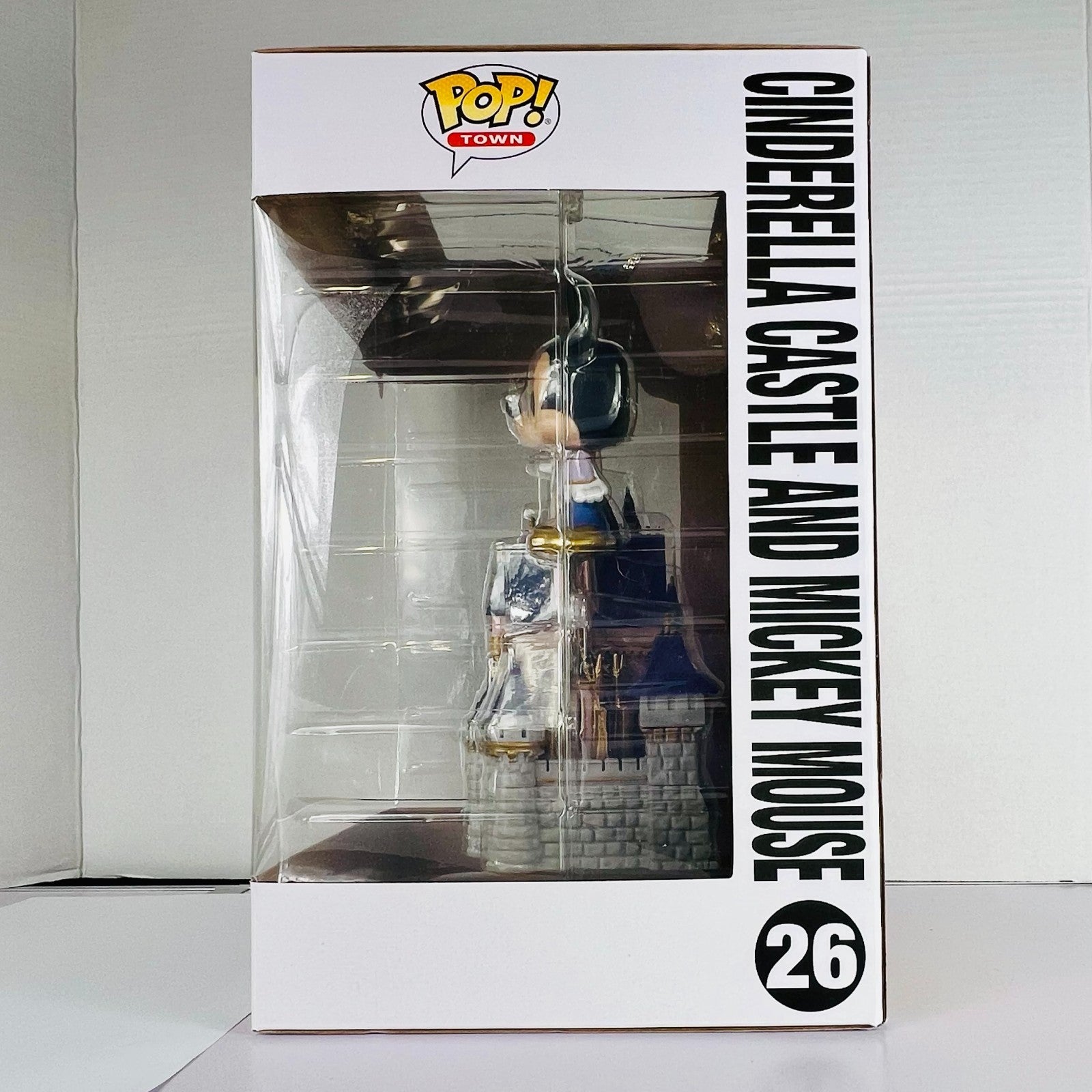 Funko POP! Vinyl - Town - Disney 50 - Cinderella Castle And Micky Mouse #26