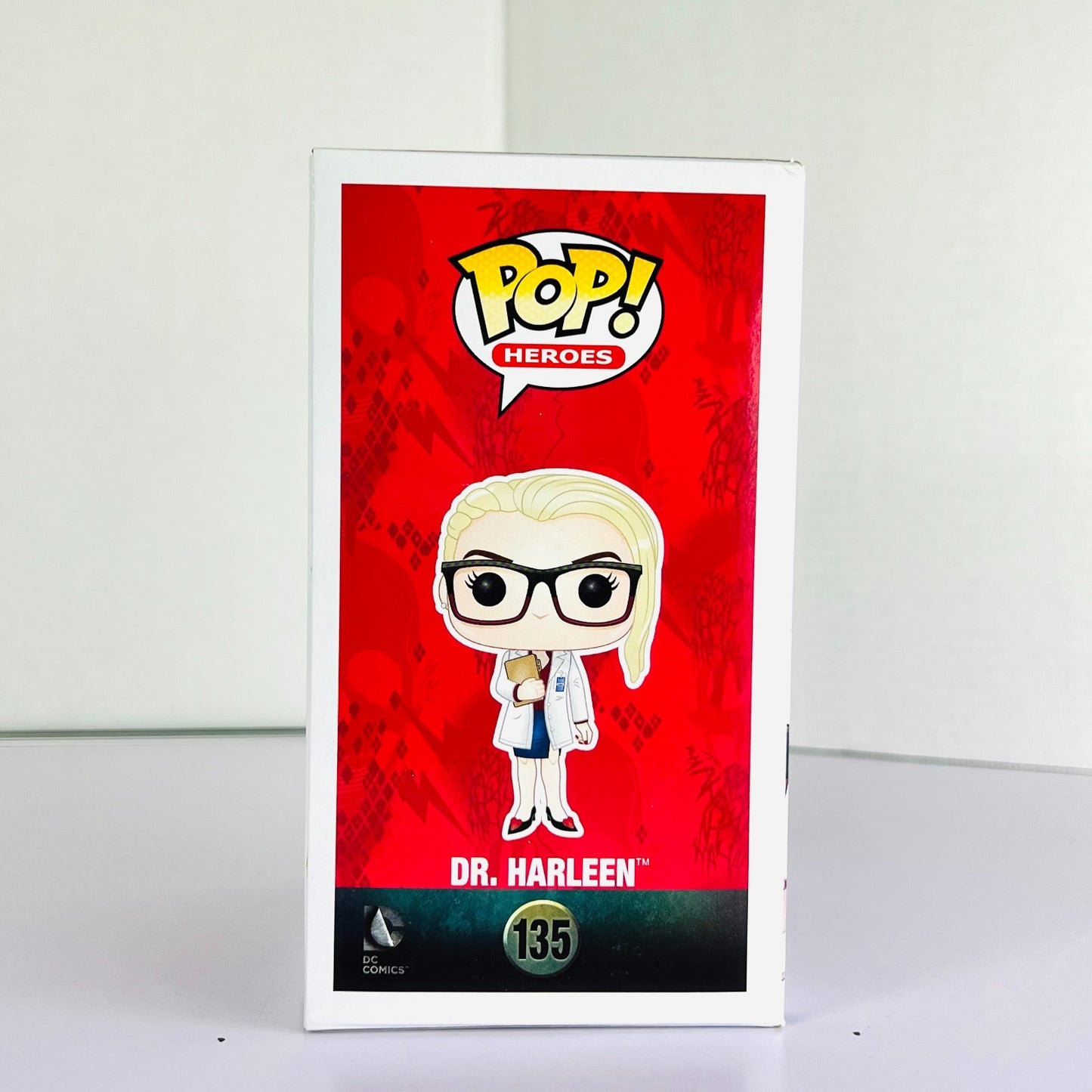 Funko POP Vinyl - Heroes - Suicide Squad - Dr Harleen - #135 Walmart Excl