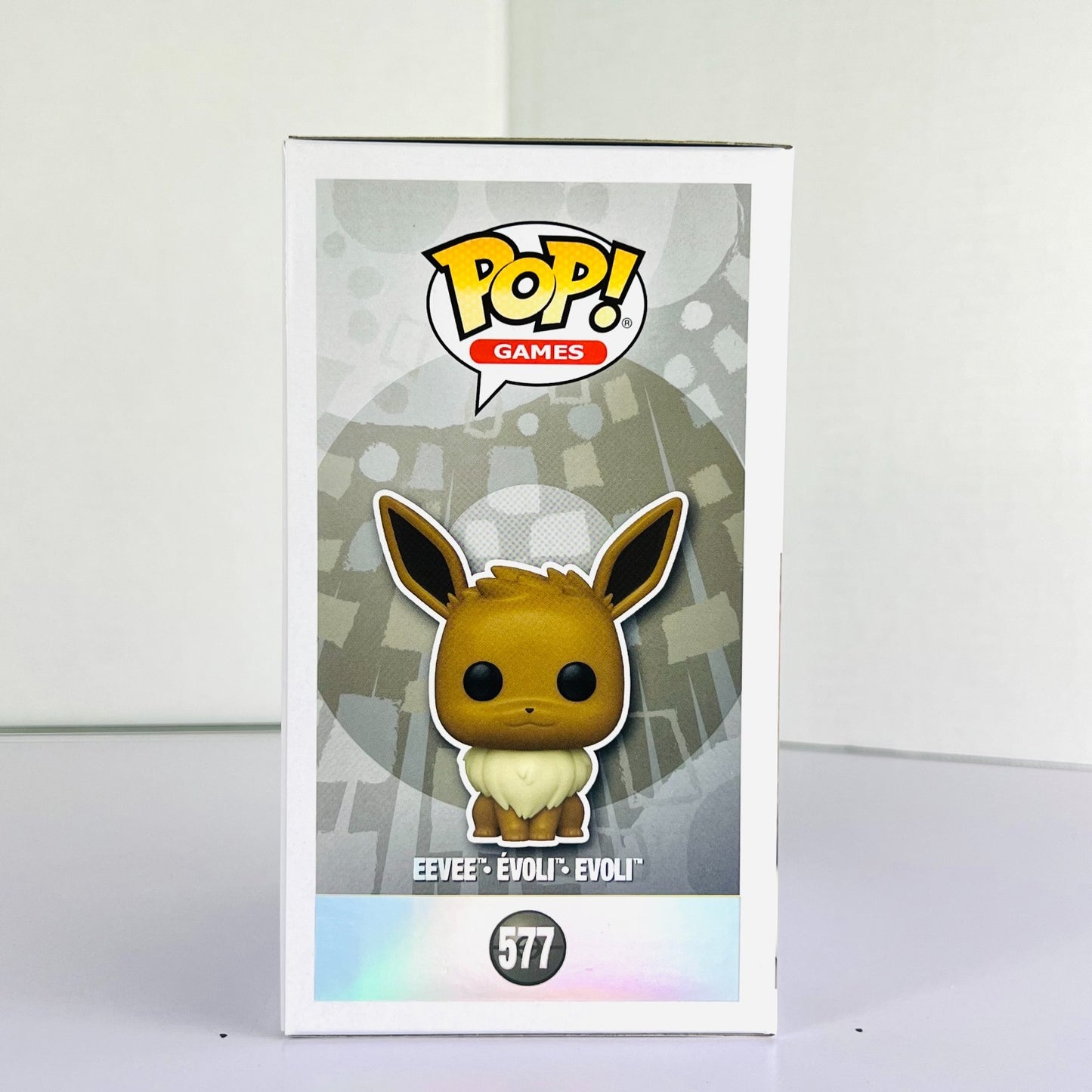 Funko POP Vinyl - Games - Pokemon - Eevee - #577 Pearlescent Pokemon Center [2]