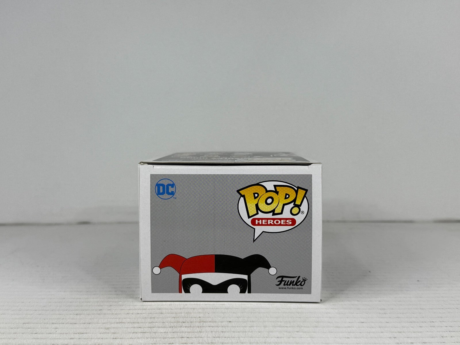 Funko POP Vinyl - Heroes - Batman - Harley Quinn - #156 Diamond EMP Hot Topic