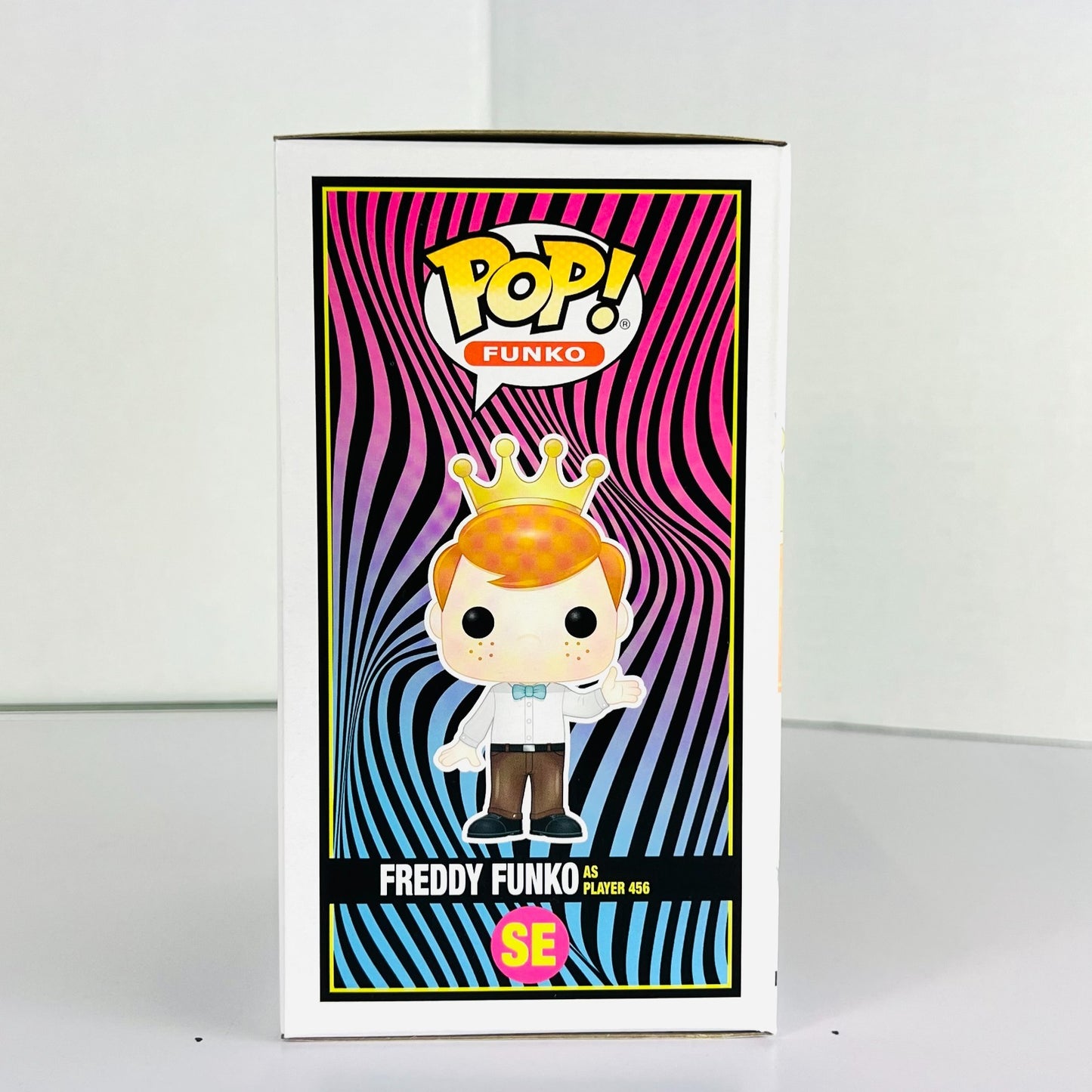Funko POP Vinyl - Blacklight Battle - Freddy Funko As Player 456 - 2000 Pcs