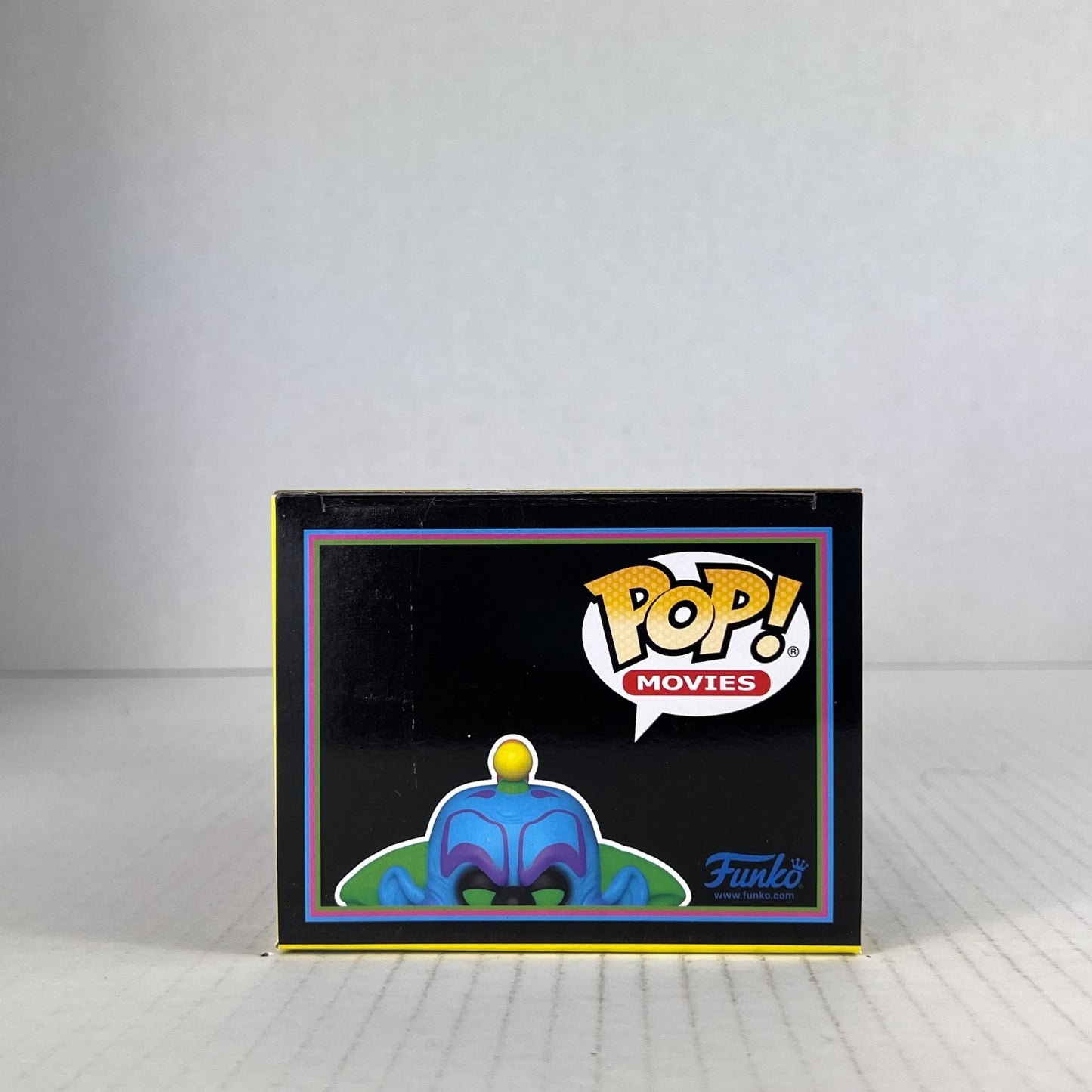 Funko POP Vinyl - Movies - Killer Klowns - Slim - #1384 Blacklight Gamestop