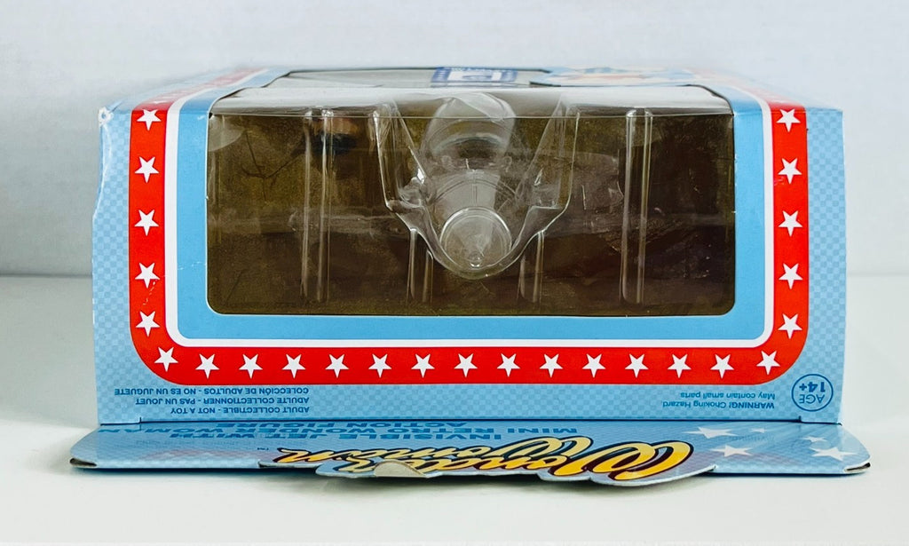 Funko - DC - Invisible Jet With Mini Retro Wonder Woman League of Collectors