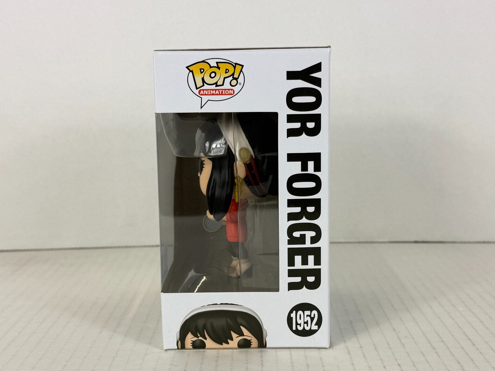 Funko POP Vinyl - Animation - Spy Family - Yor Forger - #1952 - Damaged