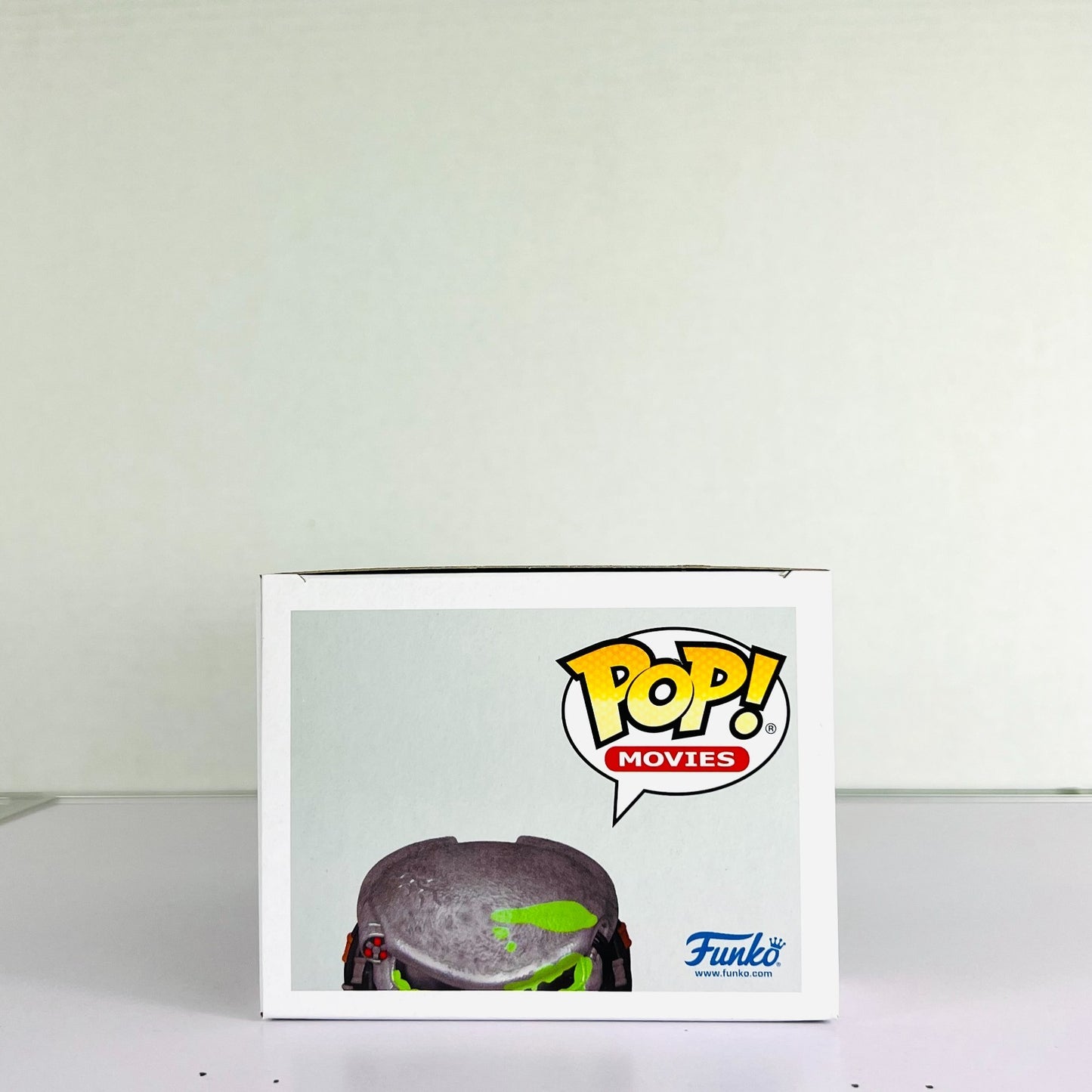 Funko POP Vinyl - Movies - Alien vs. Predator AVP - Bull Predator - #1999 GITD