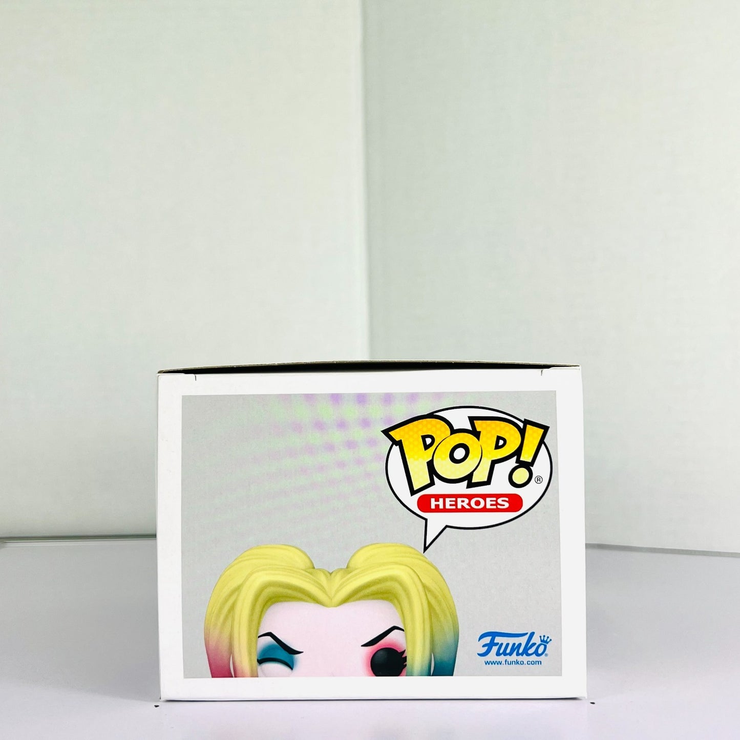 Funko POP Vinyl - Heroes - WB 100 - Harley Quinn - #483 FC 2023