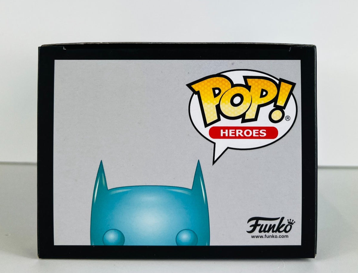 Funko POP Vinyl - Heroes - Batman 80 Years - Batman - #144 Teal Chrome SDCC 2019