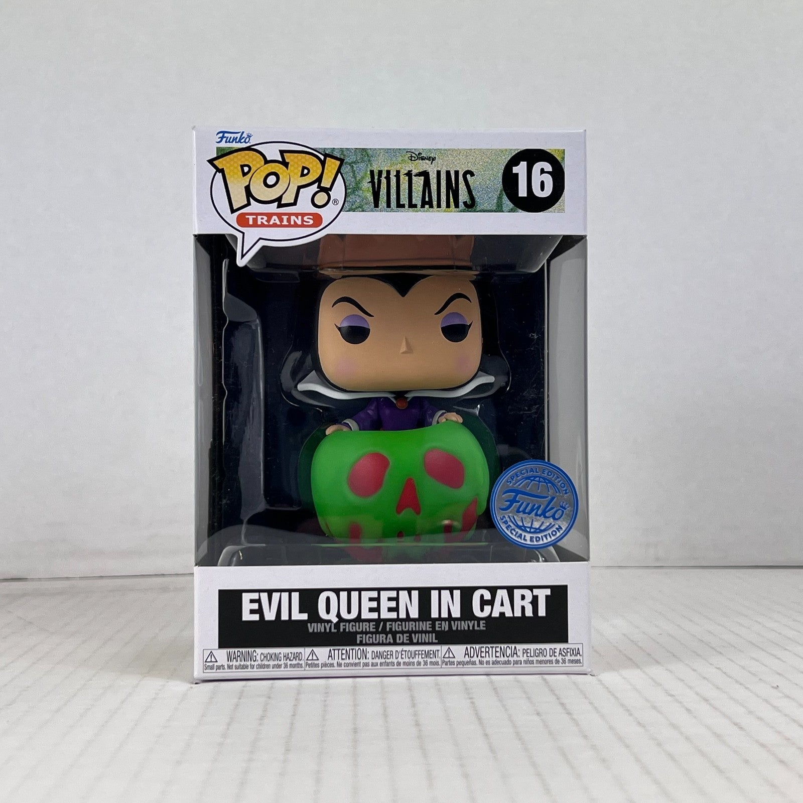 Funko POP Vinyl - Trains - Disney - Villains - Evil Queen In Cart - #16