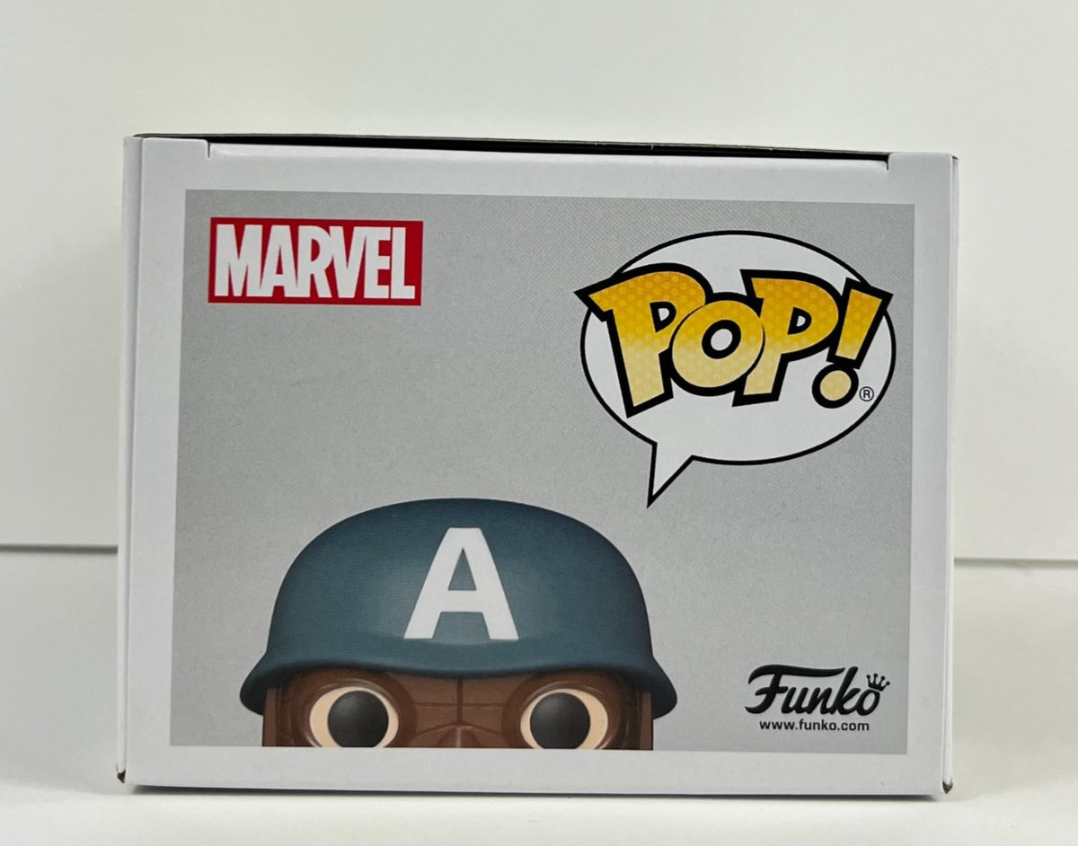 Funko POP Vinyl - Marvel - WWII Ultimates Captain America - #821 Collector Corps