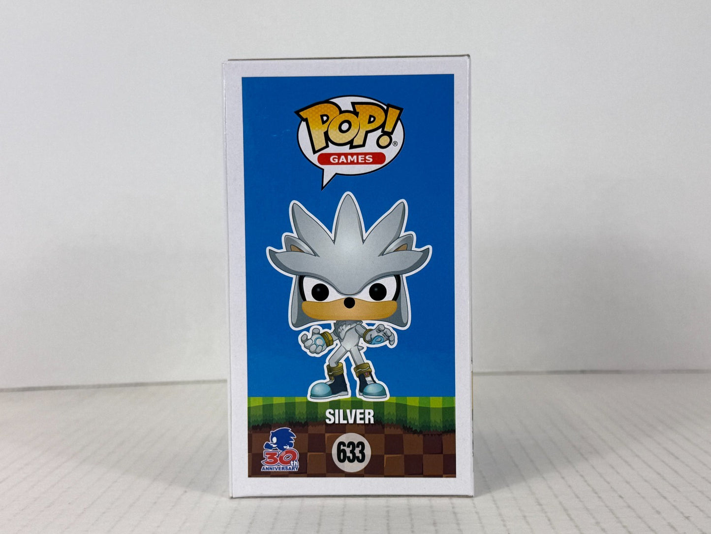 Funko POP Vinyl - Games - Sonic The Hedgehog - Silver - #633 GITD