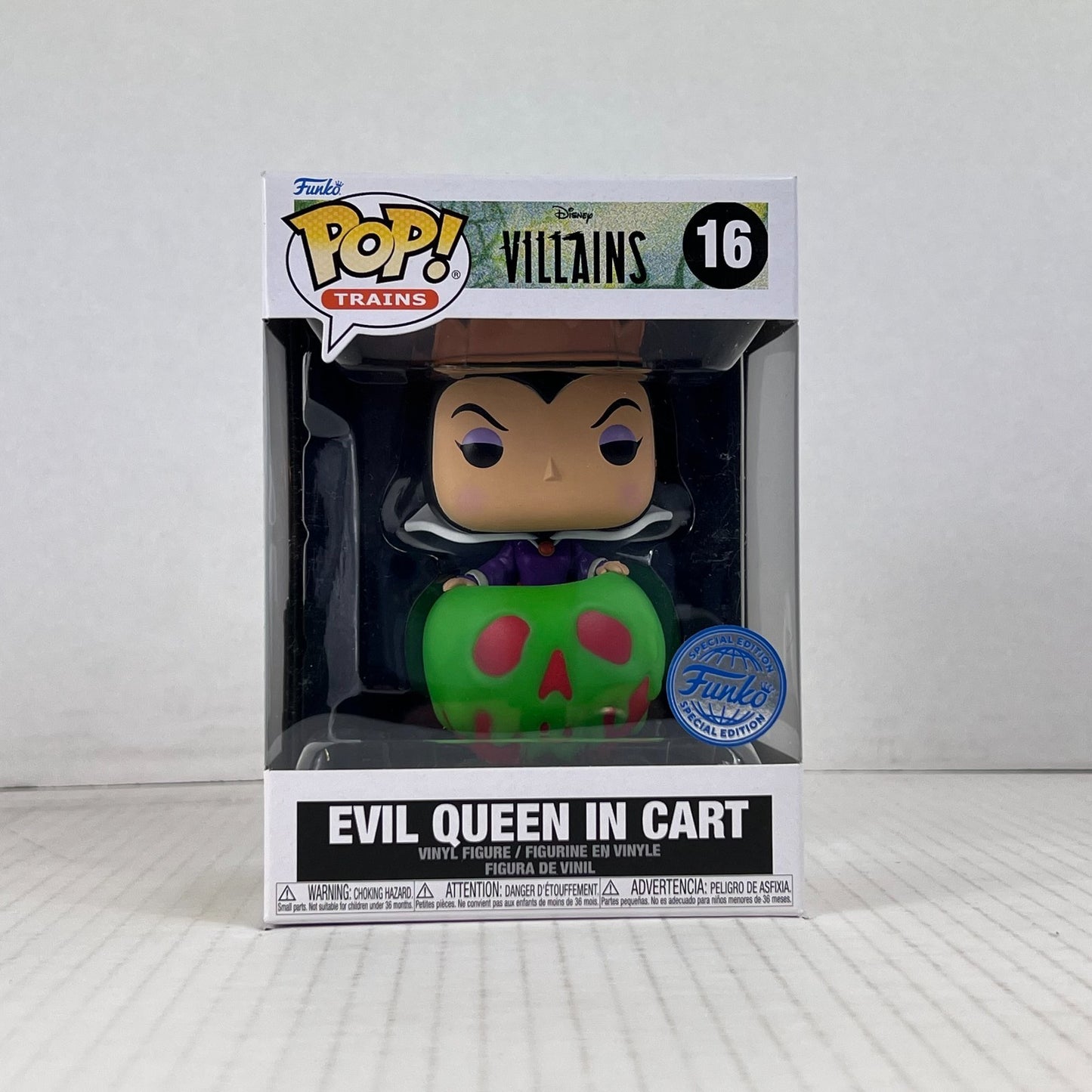 Funko POP Vinyl - Trains - Disney - Villains - Evil Queen In Cart - #16