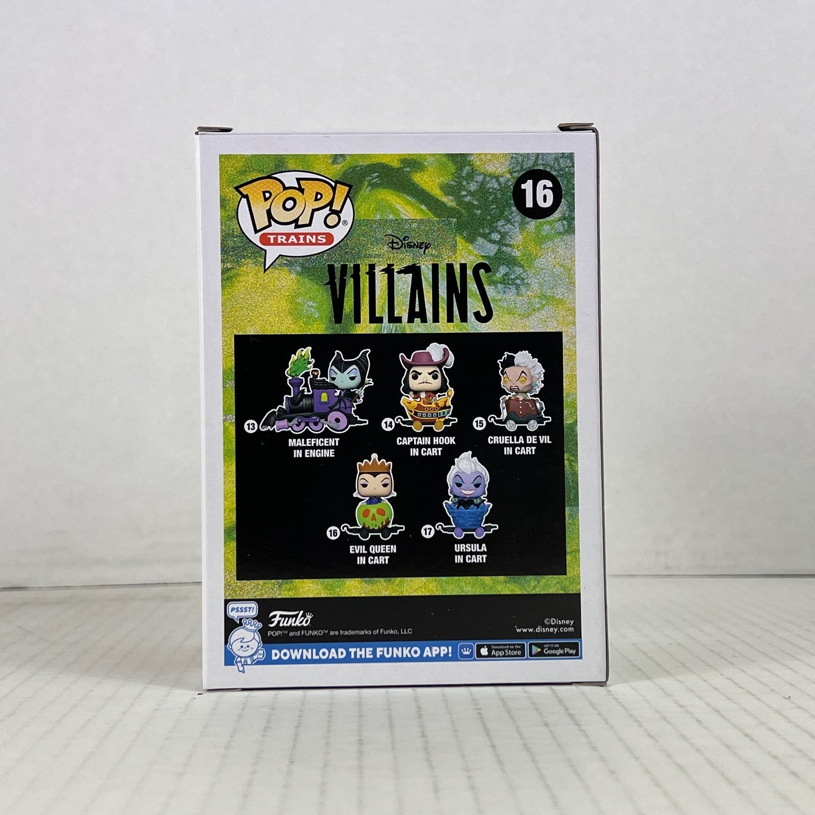 Funko POP Vinyl - Trains - Disney - Villains - Evil Queen In Cart - #16
