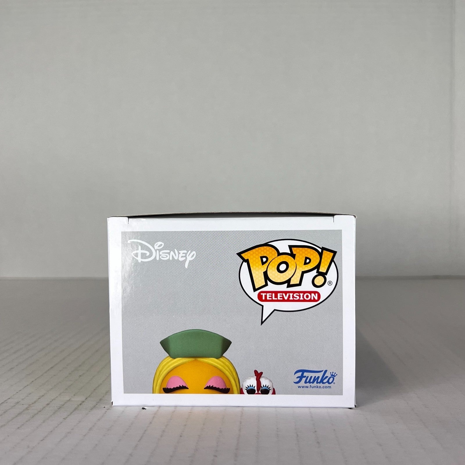 Funko POP Vinyl - Television - The Muppets - Janice With Chicken - #1679