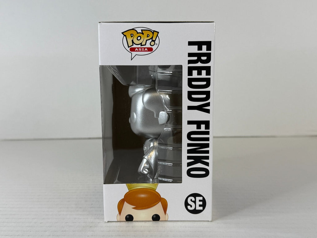 Funko POP Vinyl - Asia - Freddy Funko - Guan Yu SE - SC 2021 Silver Chrome