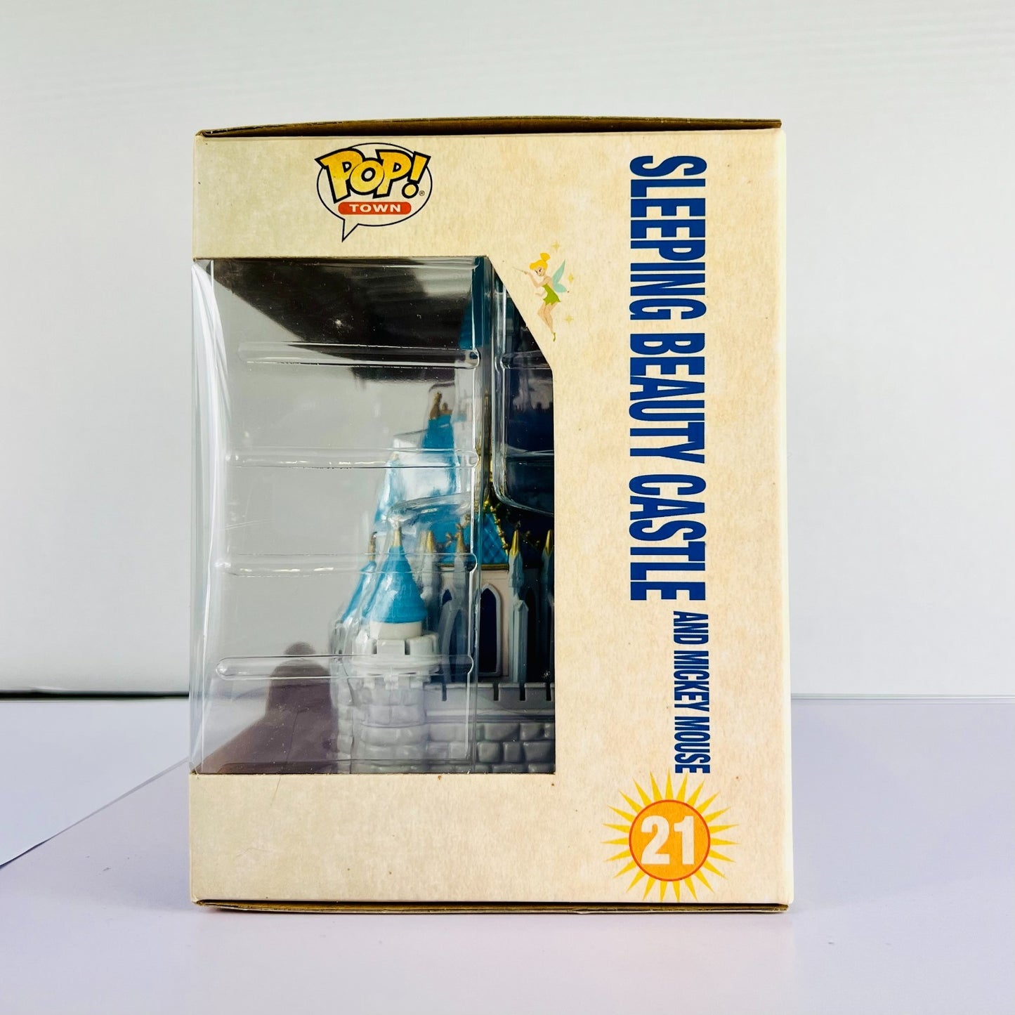 Funko POP! Vinyl - Town - Disney - Sleeping Beauty Castle and Mickey Mouse #21