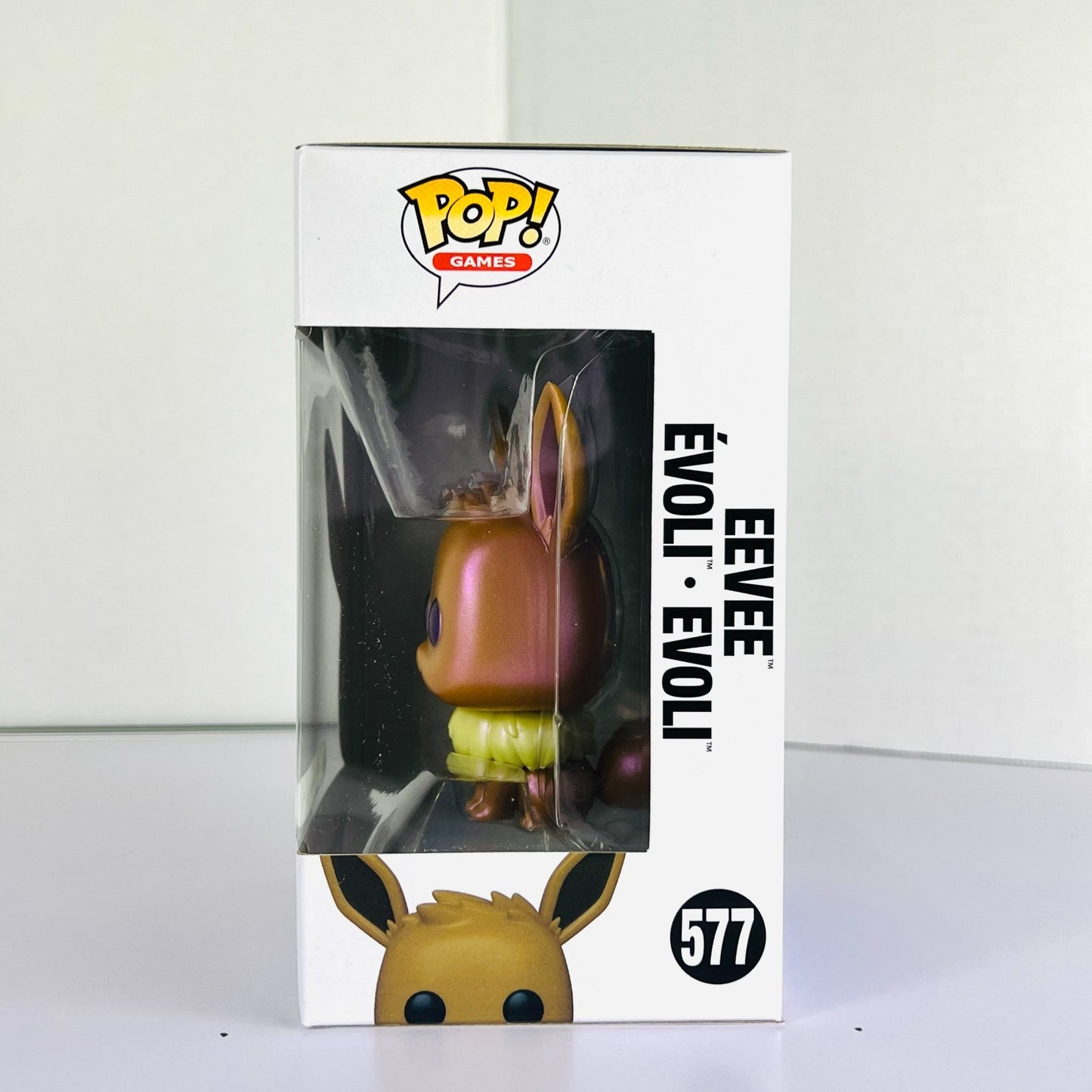 Funko POP Vinyl - Games - Pokemon - Eevee - #577 Pearlescent Pokemon Center [2]
