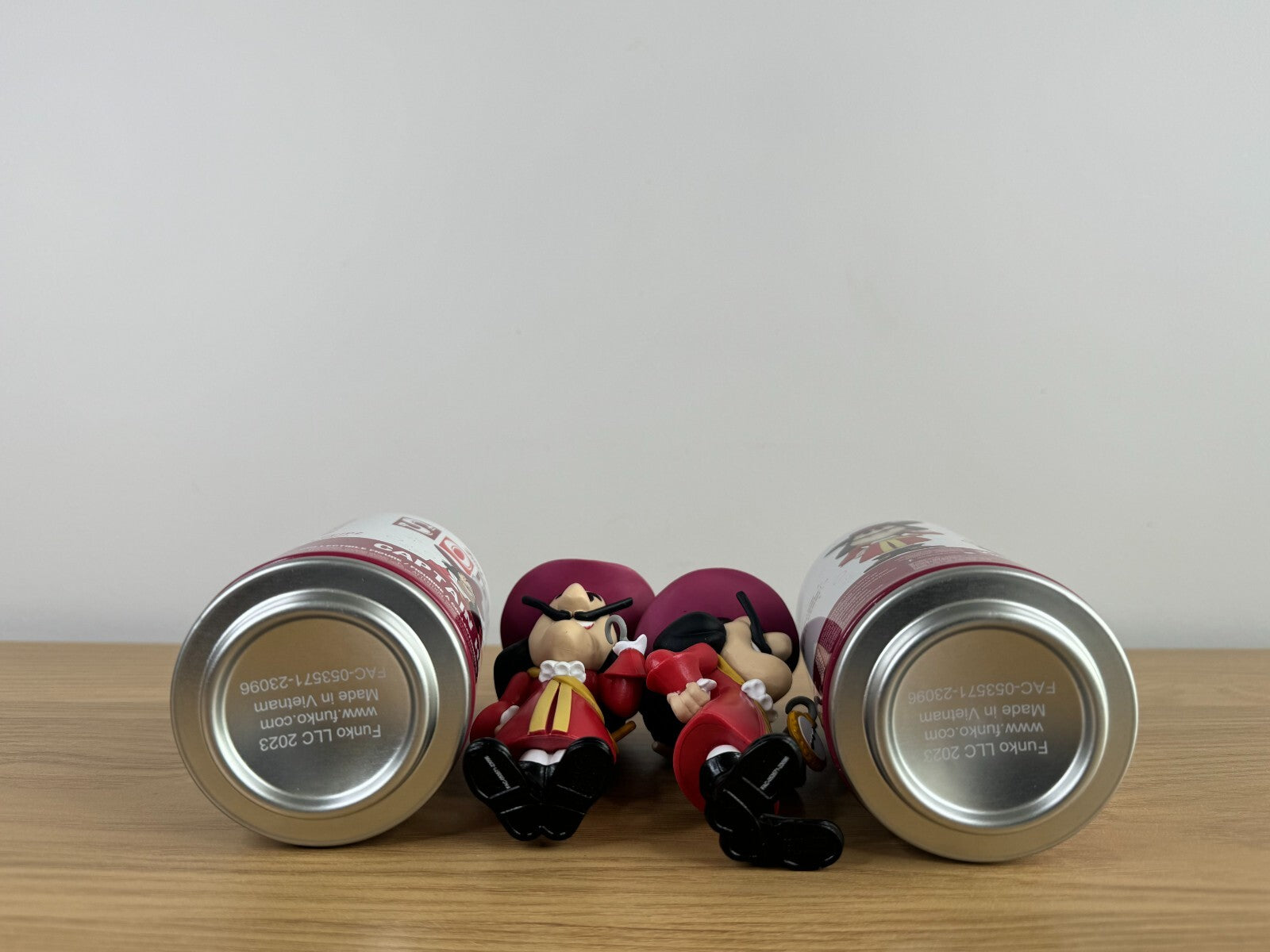 Funko POP Soda - Peter Pan - Captain Hook - Common and Chase Set - 12000 Piece
