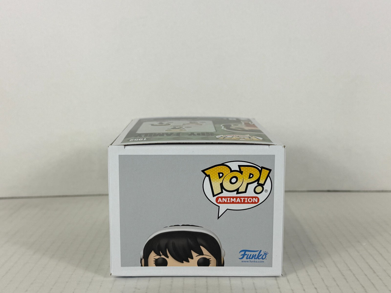 Funko POP Vinyl - Animation - Spy Family - Yor Forger - #1952 - Damaged