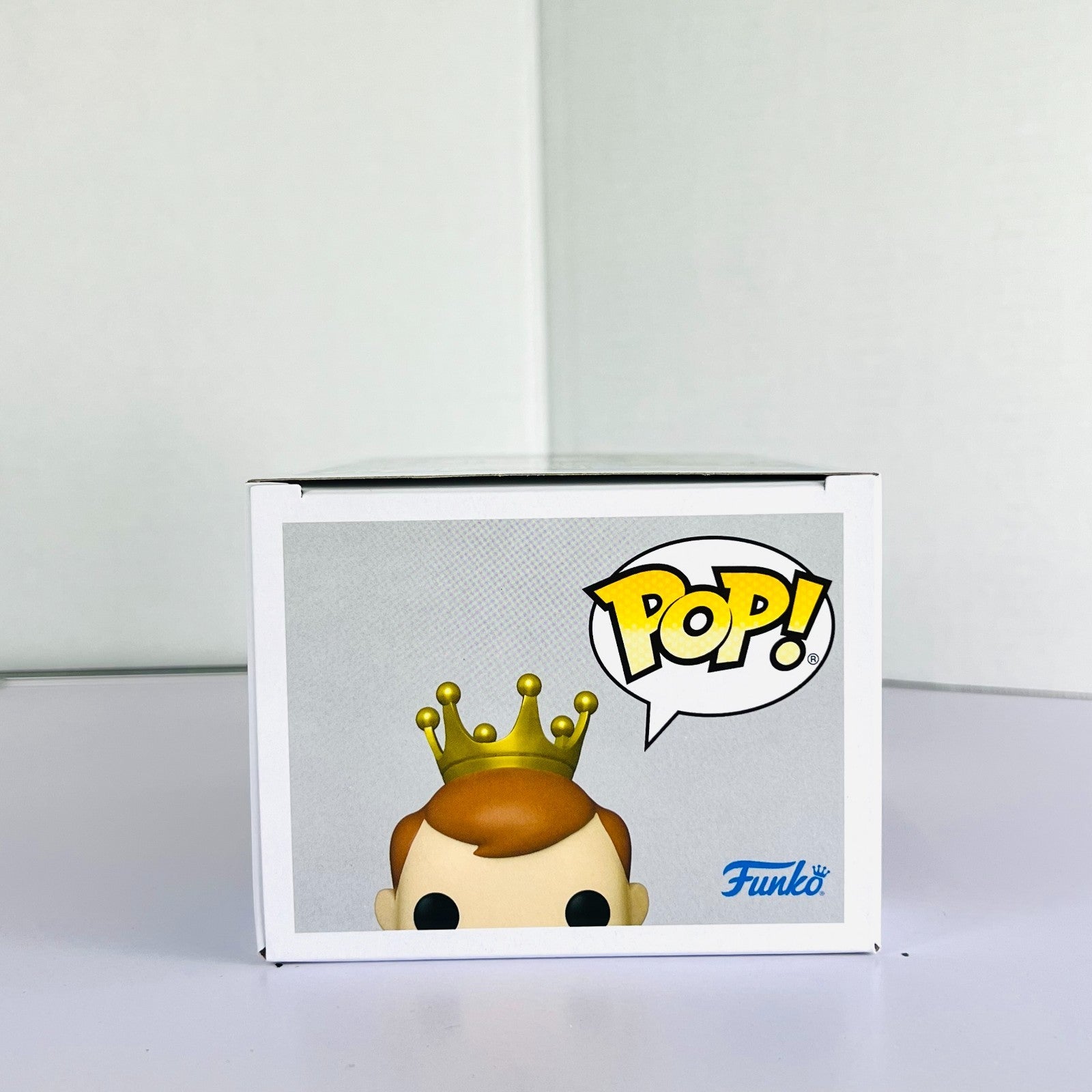 Funko POP Vinyl - Camp Fundays - Freddy Funko As Stormtrooper 2000 Pcs