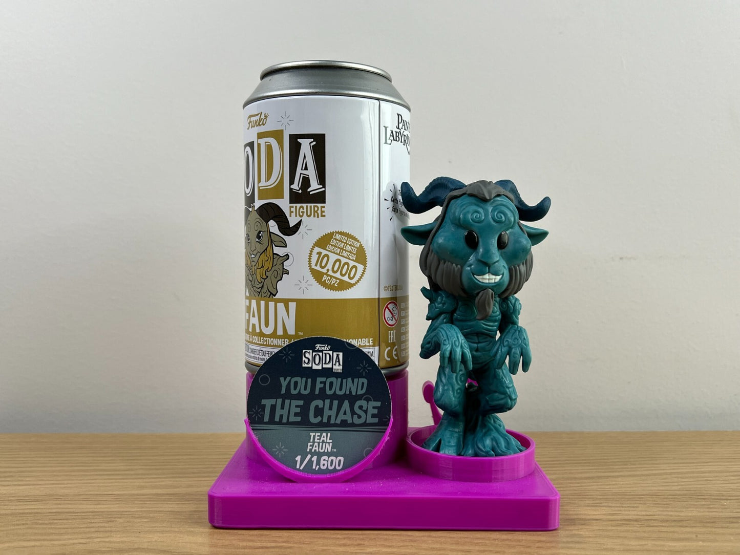 Funko Soda - Pans Labyrinth  - Teal Faun - Chase - 10000 Piece