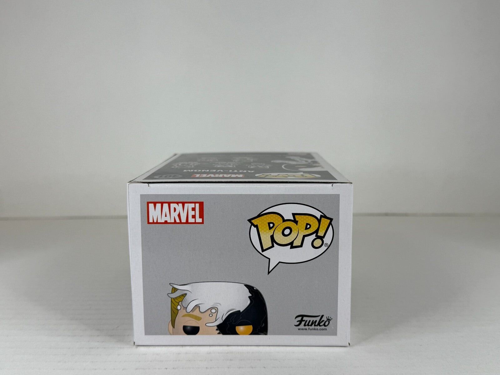 Funko POP Vinyl - Marvel - Venom - Anti-Venom - #401 - GITD Box Lunch
